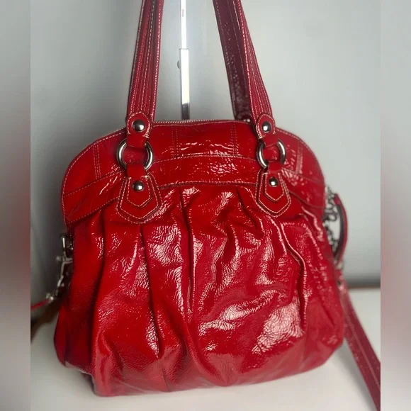 Coach Poppy RARE Flower Applique Patent Leather Bucket Bag - Picture 7 of 15